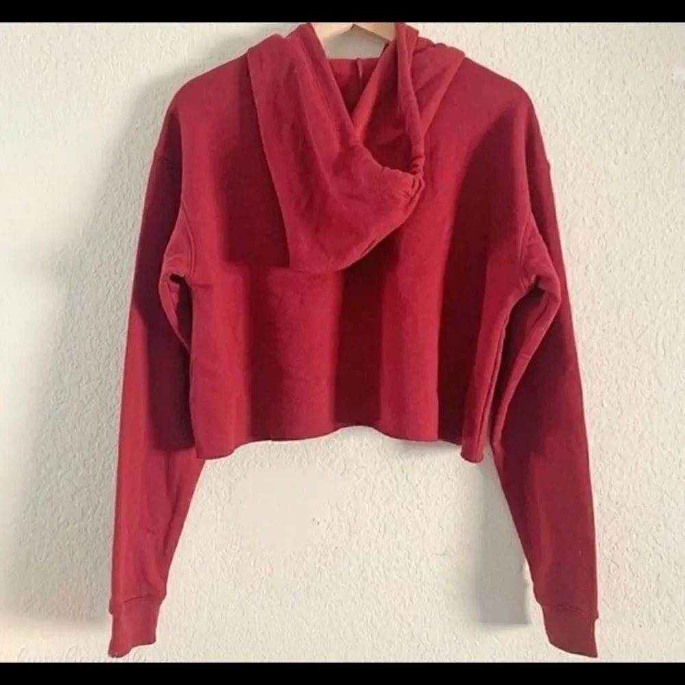 🛍Wild Fable Red Cropped Hoodie Drawstring Size Medium - Picture 5 of 8